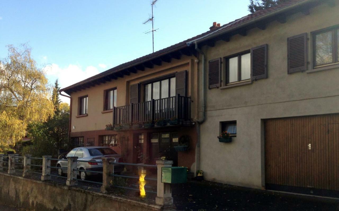 Chambres D'Hotes Et Gite Chez Martine Barr Exterior photo